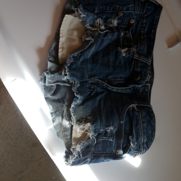 Shorts - Picture 1 of 2